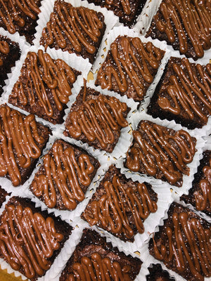 Open image in slideshow, Nutella Brownie
