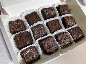 Open image in slideshow, Nutless Bite-size Brownies
